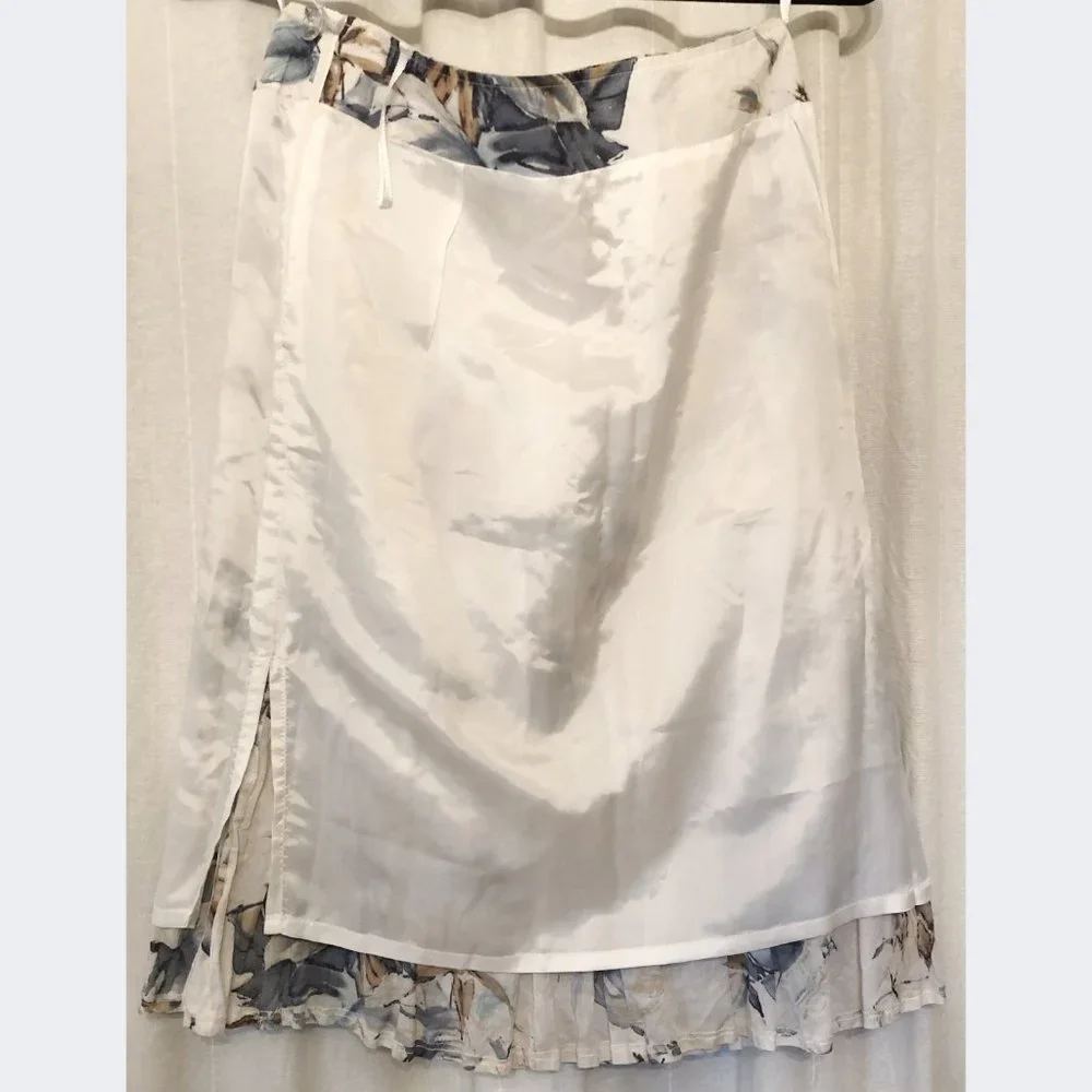 Floral Knee Length Skirt - Picture 8 of 15